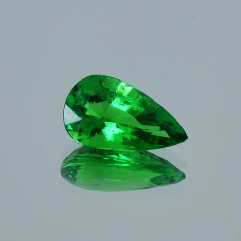 Tsavorite Garnet pear intense green 2.36 ct.