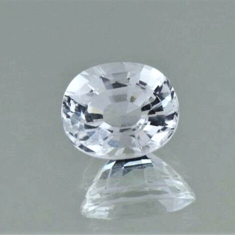 Topas, Oval facettiert (5,39 ct.) aus Nigeria (Plateau State)