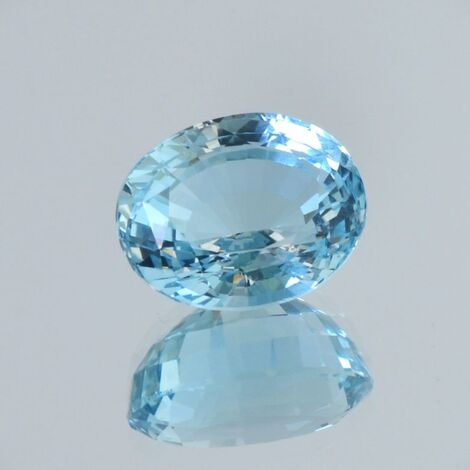 Topas oval hellblau unbehandelt 9,60 ct