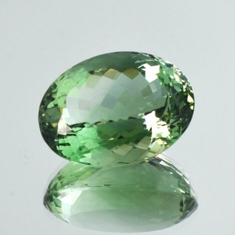 Prasiolith, Oval facettiert (30,30 ct.) aus Brasilien (Rio Grande do Sul)