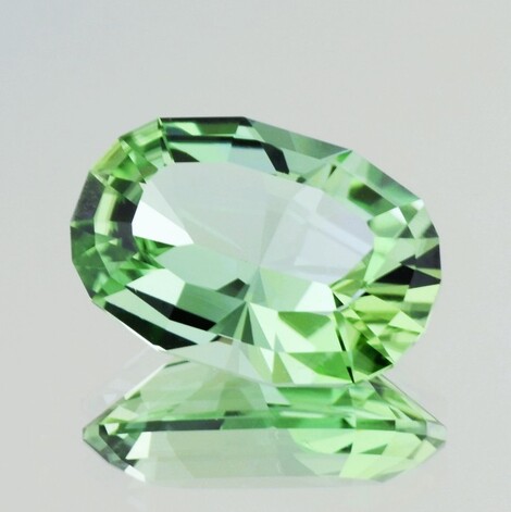 Turmalin Design-Oval mintgrün 26,76 ct.