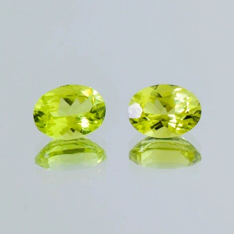 Chrysoberyl Pair oval 3.10 ct.