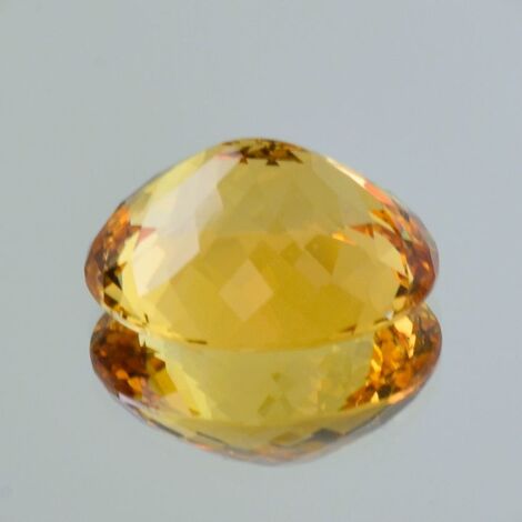 Imperial Topas oval goldgelb unbehandelt 21,37 ct.
