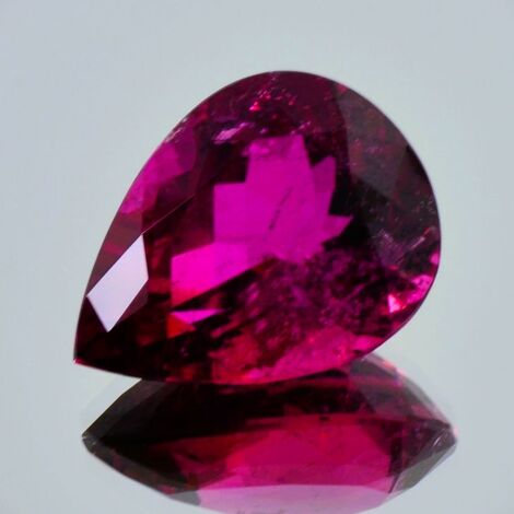 Rubellit Turmalin Tropfen purpurrot 20,290 ct