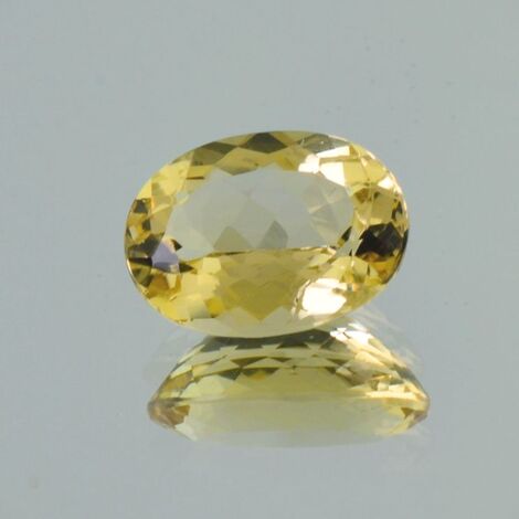 Beryl oval yellow 7.40 ct.