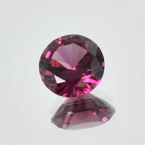 Rhodolith Granat, Rund facettiert (1,78 ct.) aus Tansania (Tanga)