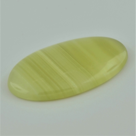 Agate cabochon oval yellow green gebändert 94.40 ct