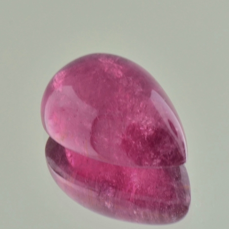 Rubellit Cabochon Tropfen rosarot 29,01 ct Rubellit Cabochon Tropfen rosarot 29,01 ct