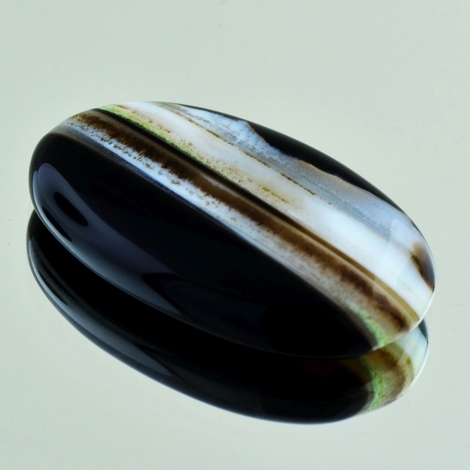 Achat oval 56,15 ct. Achat oval 56,15 ct.