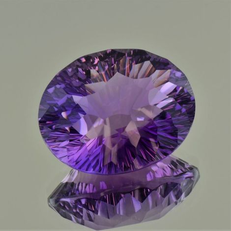 Amethyst Design-Oval violet 63.88 ct