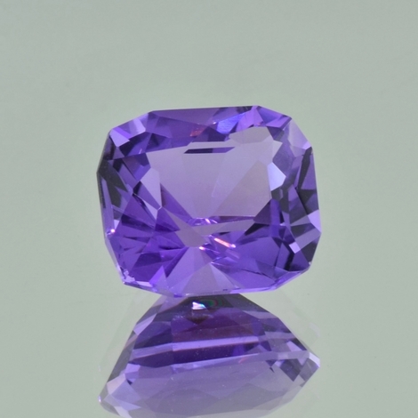 Amethyst design violett 8,48 ct Amethyst design violett 8,48 ct