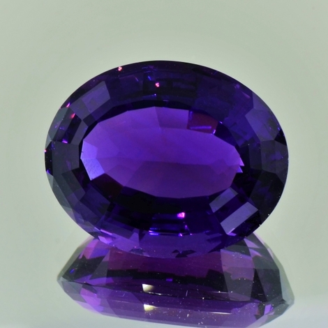Amethyst oval violett 28,82 ct Amethyst oval violett 28,82 ct