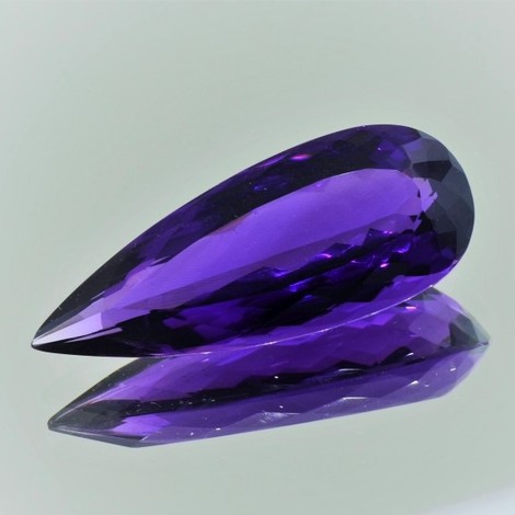Amethyst, Tropfen facettiert (24,11 ct.) aus Brasilien Amethyst, Tropfen facettiert (24,11 ct.) aus Brasilien