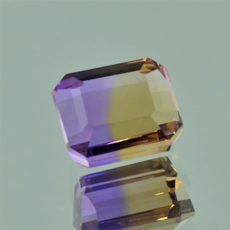 Ametrin, Achteck facettiert (7,17 ct.) aus Bolivien (Anahi Mine)