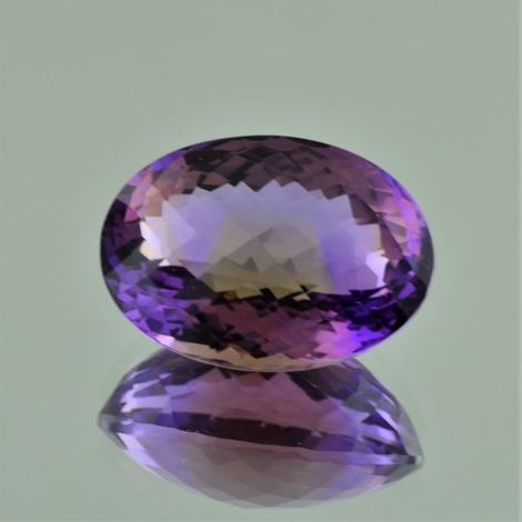 Ametrin, Oval facettiert (28,87 ct.) aus Brasilien