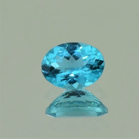 Apatit, Oval facettiert (ca. 1,3 ct.) aus Afrika Apatit, Oval facettiert (ca. 1,3 ct.) aus Afrika
