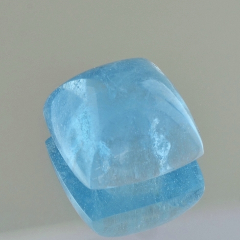 Aquamarin, Antik Cabochon (26,40 ct.) aus Brasilien Aquamarin, Antik Cabochon (26,40 ct.) aus Brasilien