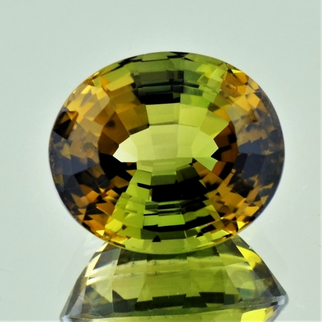 Turmalin, Oval facettiert (16,18 ct.) aus Nigeria Turmalin, Oval facettiert (16,18 ct.) aus Nigeria
