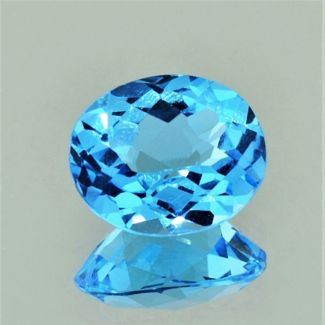 Blautopas oval-schachbrett 9,36 ct Blautopas oval-schachbrett 9,36 ct
