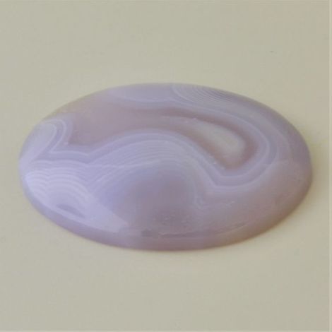 Chalcedon, Oval Cabochon (47,45 ct.) aus Botswana