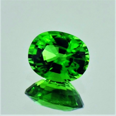 Chrom-Turmalin, Oval facettiert (1,87 ct.) aus Tansania Chrom-Turmalin, Oval facettiert (1,87 ct.) aus Tansania