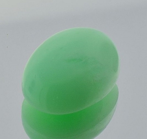 Chrysopras Cabochon oval 17,19 ct Chrysopras Cabochon oval 17,19 ct