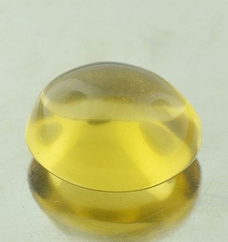 Citrin, Oval Cabochon (28,61 ct.) aus Brasilien Citrin, Oval Cabochon (28,61 ct.) aus Brasilien