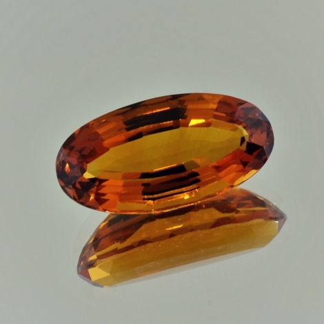 Citrin, Oval facettiert (14,82 ct.) aus Brasilien