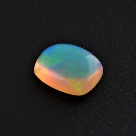 Edelopal Cabochon antik 2,92 ct Edelopal Cabochon antik 2,92 ct