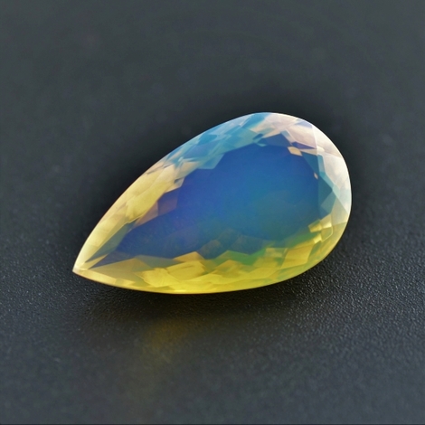 Precious Opal pear faceted 8.58 ct