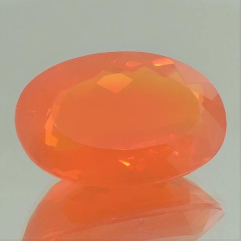 Feueropal, Oval facettiert (86,12 ct.) aus Brasilien (Rio Grande do Sul)