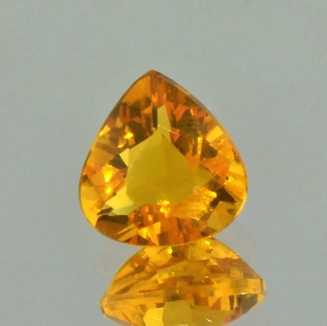 Feueropal, Tropfen facettiert (1,75 ct.) aus Brasilien Feueropal, Tropfen facettiert (1,75 ct.) aus Brasilien