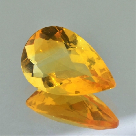 Feueropal Tropfen goldgelb 5,34 ct Feueropal Tropfen goldgelb 5,34 ct