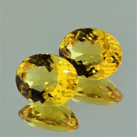 Goldberyll Duo, Oval facettiert (4,83 ct.) aus Brasilien Goldberyll Duo, Oval facettiert (4,83 ct.) aus Brasilien
