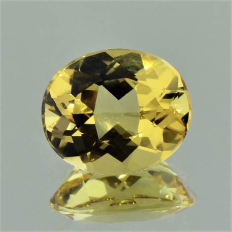 Goldberyll, Oval facettiert (4,35 ct.) aus Brasilien Goldberyll, Oval facettiert (4,35 ct.) aus Brasilien