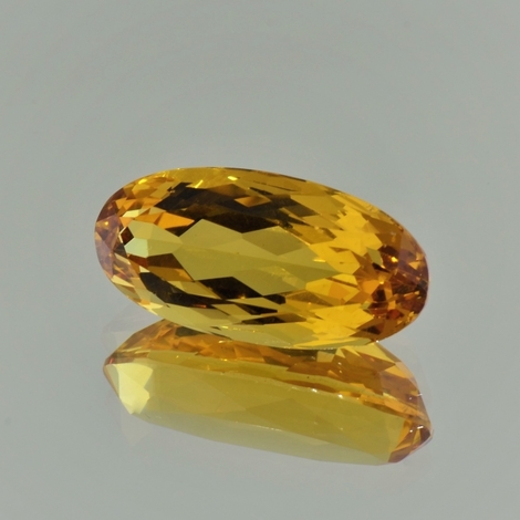 Goldberyll oval goldgelb 10,98 ct