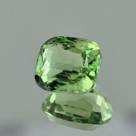 Grossular Granat, Antik facettiert (5,12 ct.) aus Tansania (Merelani Hills) Grossular Granat, Antik facettiert (5,12 ct.) aus Tansania (Merelani Hills)