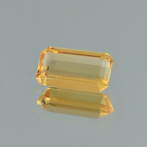 Imperial Topaz octagon orange yellow 5.29 ct Imperial Topaz octagon orange yellow 5.29 ct