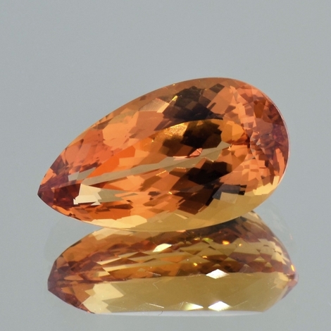 Imperial Topas, Tropfen facettiert (14,16 ct.) aus Brasilien (Ouro Preto) Imperial Topas, Tropfen facettiert (14,16 ct.) aus Brasilien (Ouro Preto)