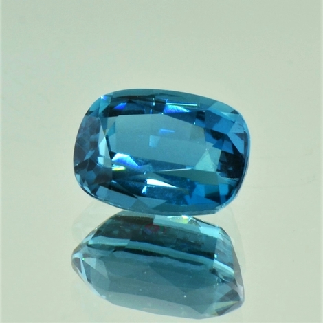 Indigolith, Antikoval facettiert (3,43 ct.) aus Brasilien Indigolith, Antikoval facettiert (3,43 ct.) aus Brasilien