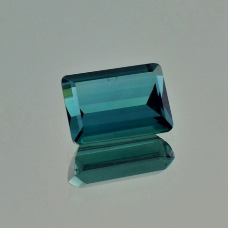 Indigolith, Achteck facettiert (4,45 ct.) aus Brasilien