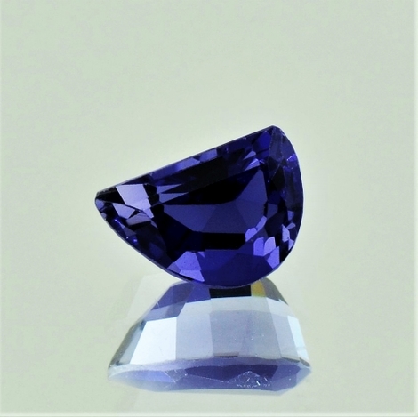 Iolith fantasy 1,96 ct Iolith fantasy 1,96 ct