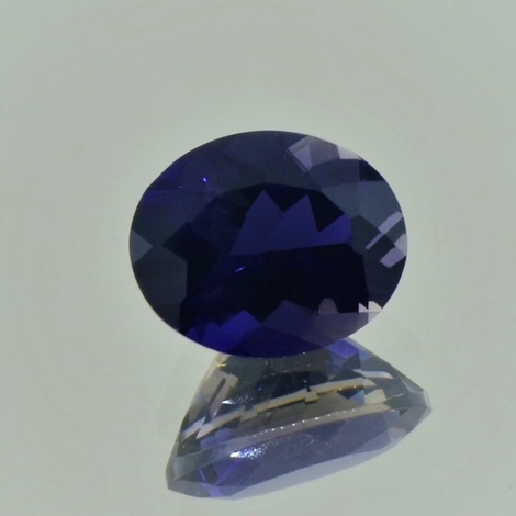 Iolith oval dunkelblau 3,18 ct