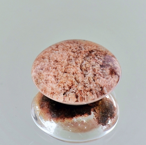 Einschluss-Quarz, Rund Cabochon (modifiziert) (32,89 ct.) aus Brasilien Einschluss-Quarz, Rund Cabochon (modifiziert) (32,89 ct.) aus Brasilien