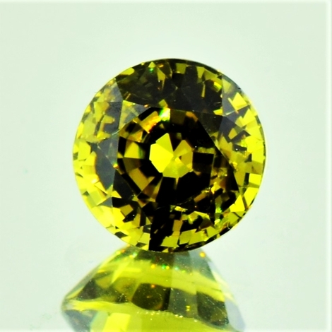 Mali-Garnet round yellowish green 3.35 ct Mali-Garnet round yellowish green 3.35 ct