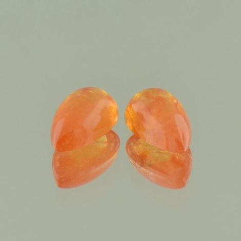 Mandarin-Granat Pair Cabochons pear orange 4.36 ct Mandarin-Granat Pair Cabochons pear orange 4.36 ct