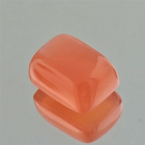 Oranger Mondstein, Rechteck Cabochon (9,56 ct.) aus Indien Oranger Mondstein, Rechteck Cabochon (9,56 ct.) aus Indien