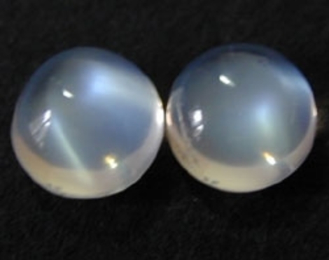 Moonstone cabochon Pair round bläulich-weiss 1.50 ct