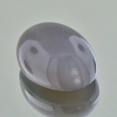 Grauer Mondstein, Oval Cabochon (16,10 ct.) aus Indien (Poona) Grauer Mondstein, Oval Cabochon (16,10 ct.) aus Indien (Poona)