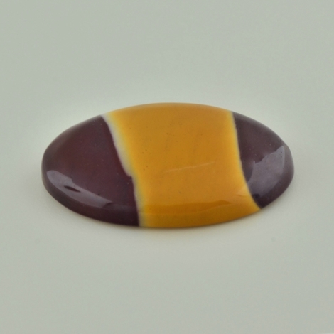Mookait, Oval Cabochon (52,87 ct.) aus Australien (Mooka Creek Region) Mookait, Oval Cabochon (52,87 ct.) aus Australien (Mooka Creek Region)